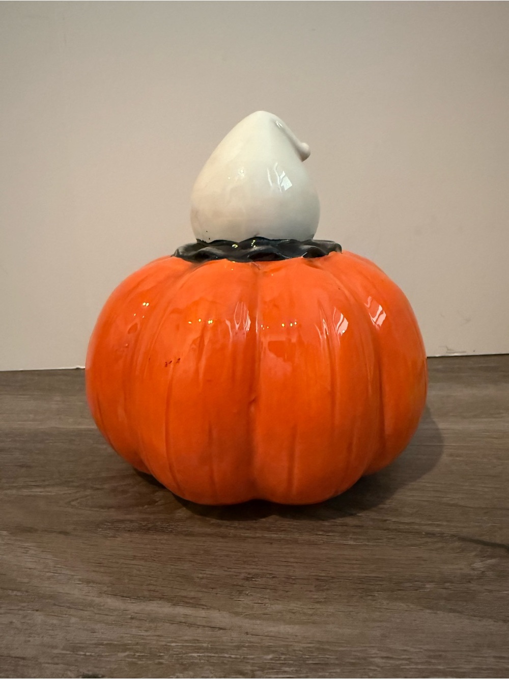 Viral Johanna Parker “Big Mouth” Pumpkin Candy Bowl with Ghost- NWT - Picture 4 of 8
